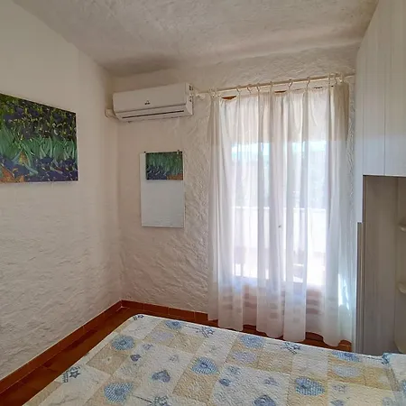 Residenziale Trilocale 4 Posti Letto Via Loiri بيت للعطل *
