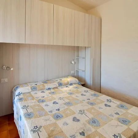 Residenziale Trilocale 4 Posti Letto Via Loiri Сasa de vacaciones *